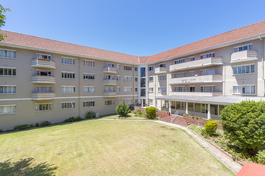 1 Bedroom Property for Sale in Rondebosch Western Cape